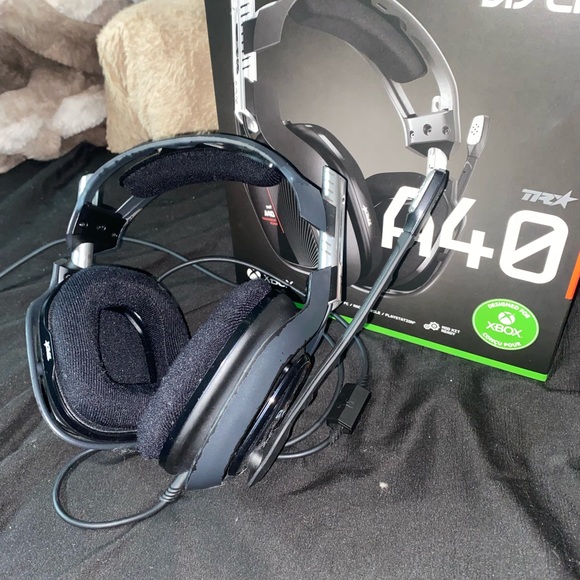 astro a40 gaming headset - Picture 1 of 3